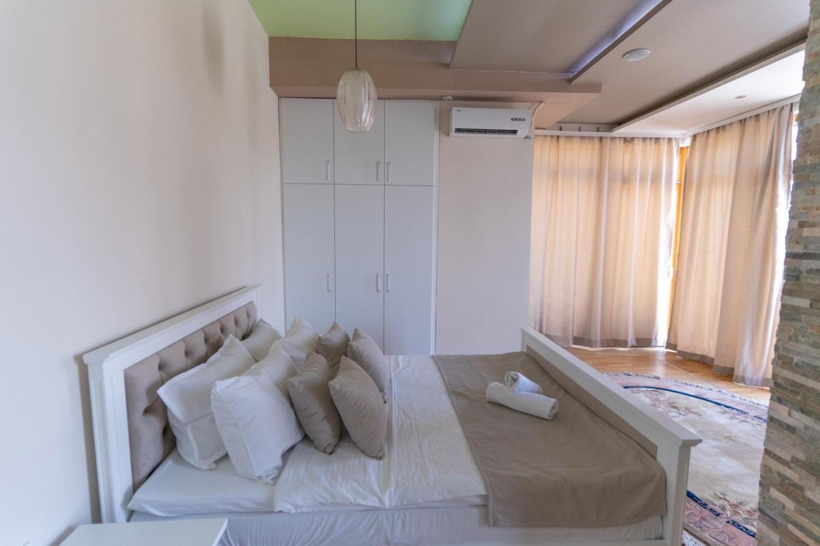 Hotel Bella Nella Leskovac  Buitenkant foto