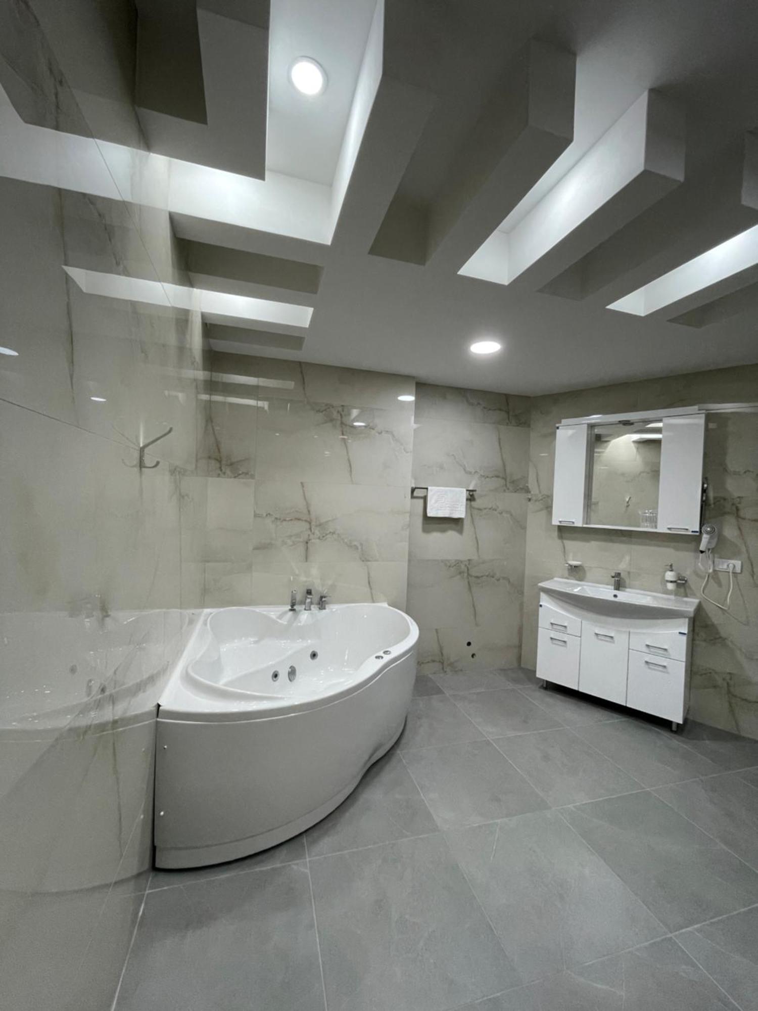 Hotel Bella Nella Leskovac  Buitenkant foto